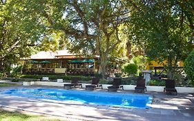 Cresta Riley's Hotel Maun